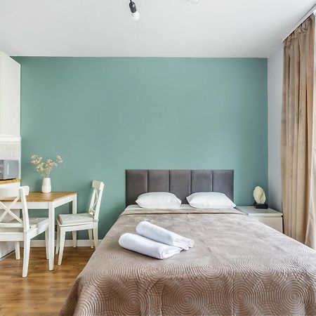 Charming Apartment In The City Center Warszawa Exteriör bild