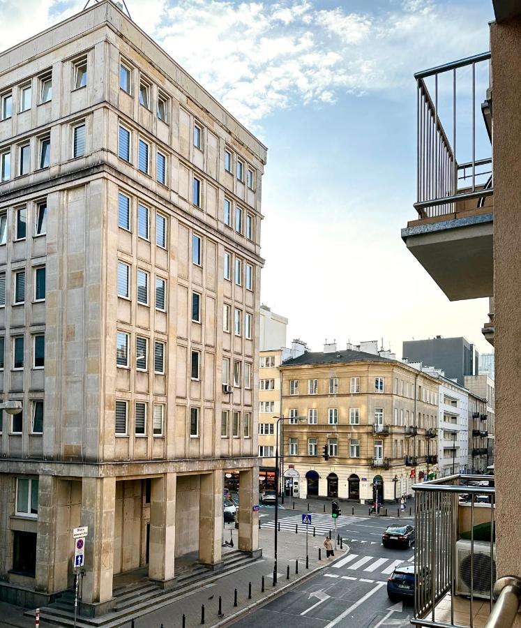 Charming Apartment In The City Center Warszawa Exteriör bild