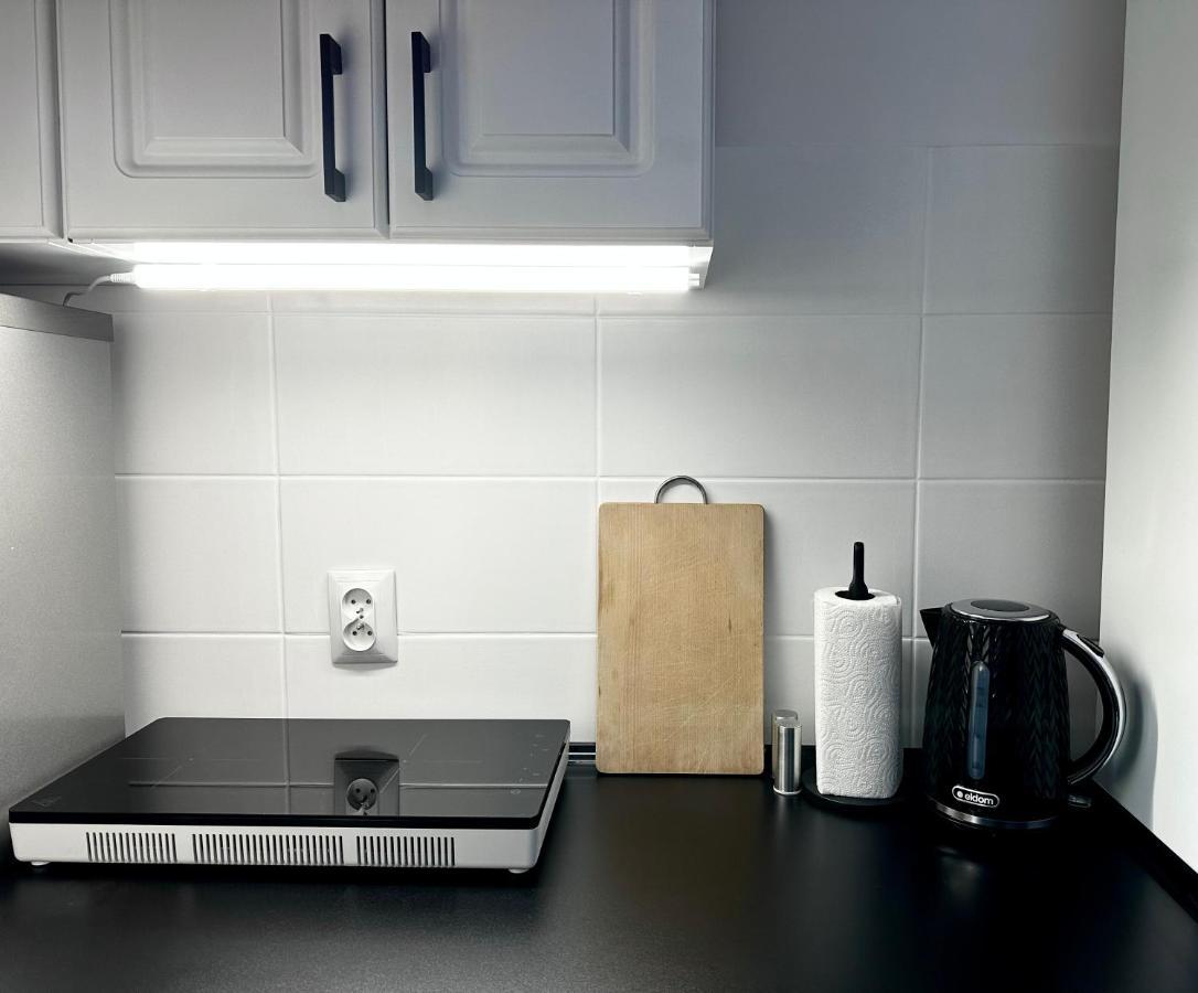 Charming Apartment In The City Center Warszawa Exteriör bild