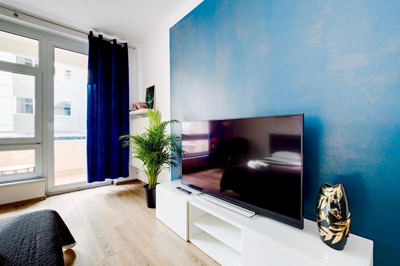 Charming Apartment In The City Center Warszawa Exteriör bild