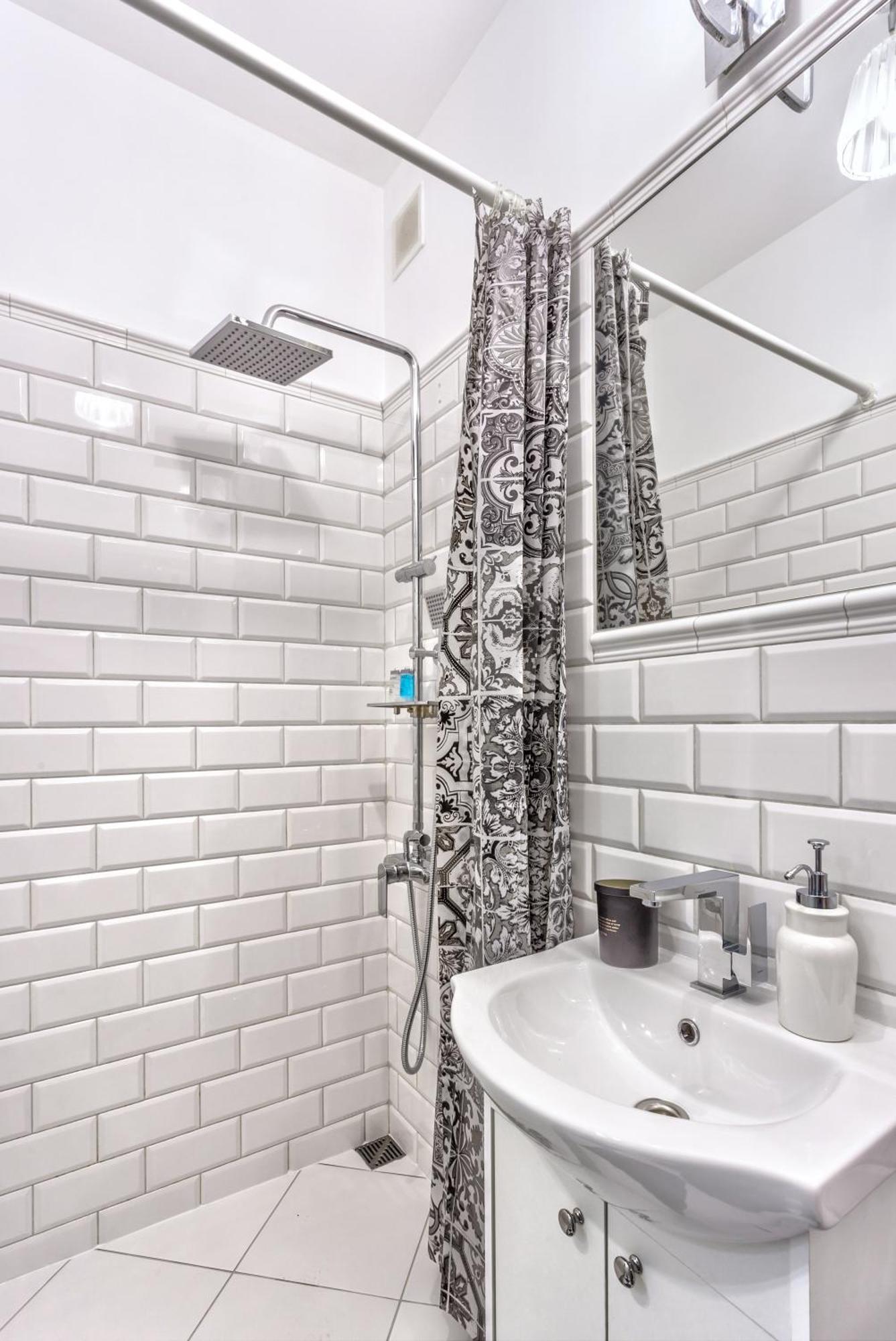 Charming Apartment In The City Center Warszawa Exteriör bild