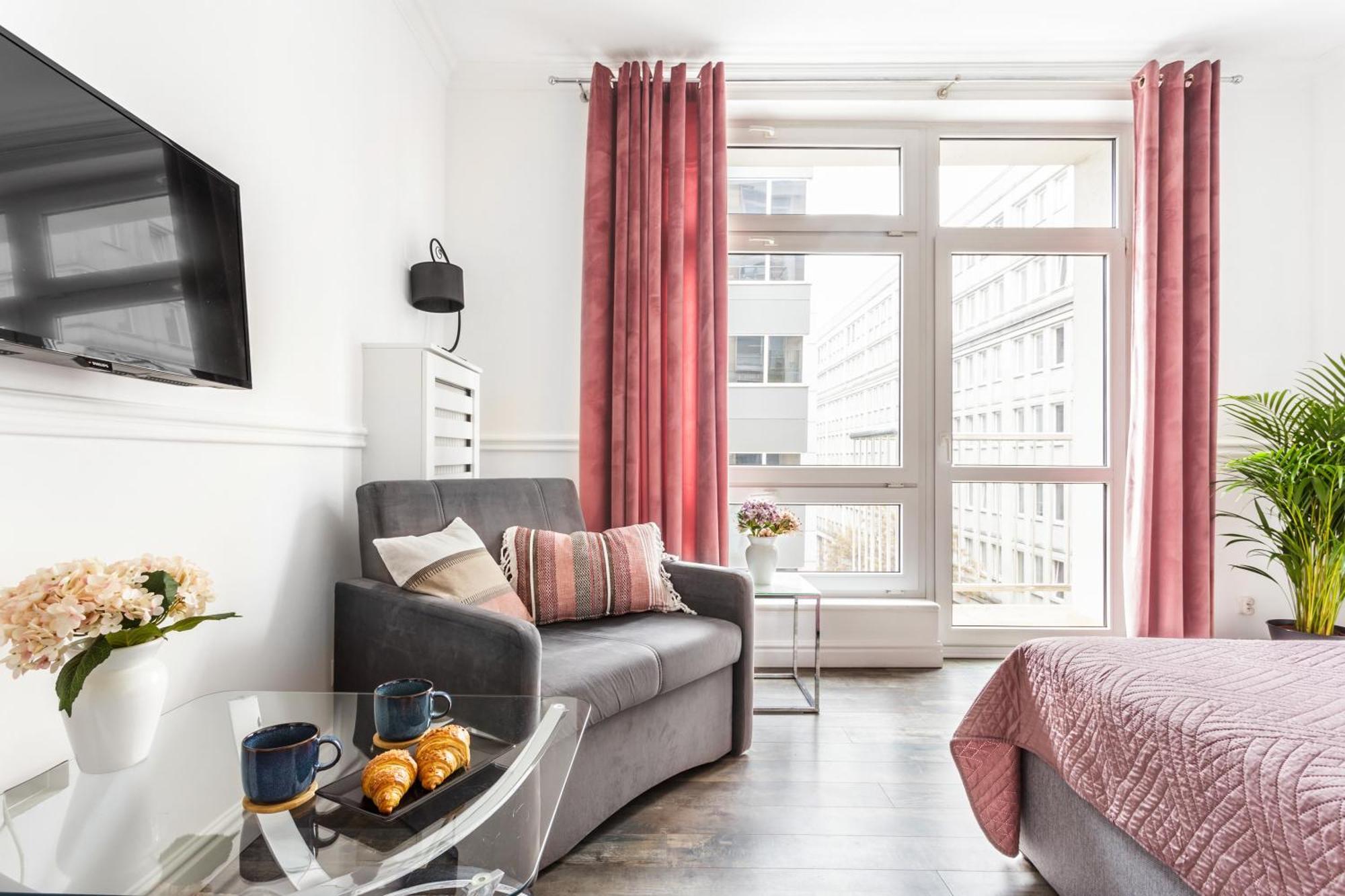 Charming Apartment In The City Center Warszawa Exteriör bild