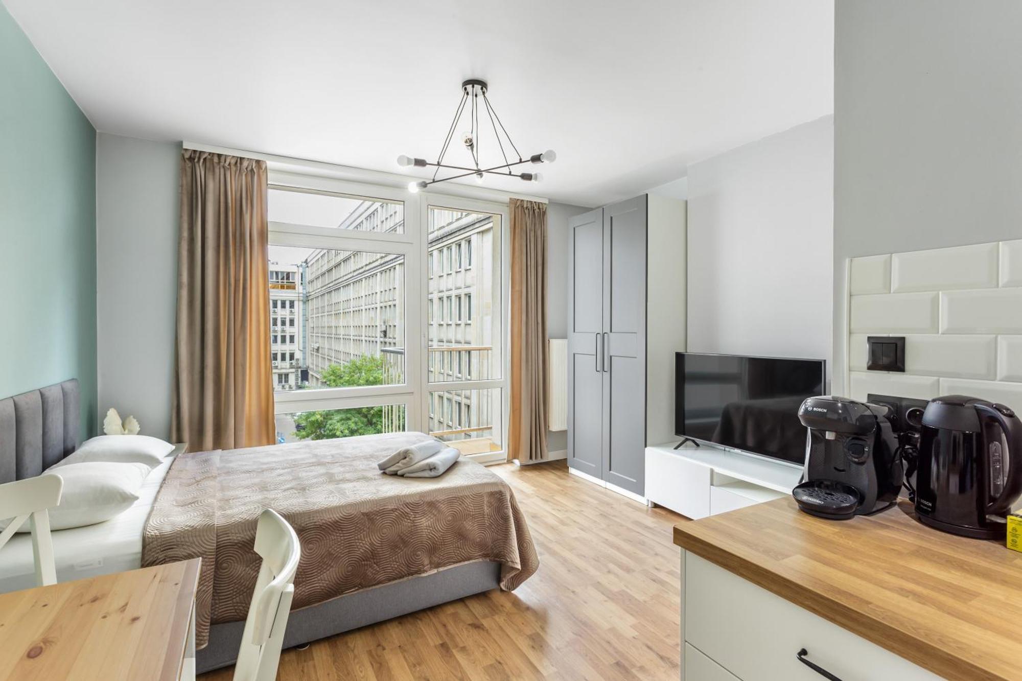 Charming Apartment In The City Center Warszawa Exteriör bild